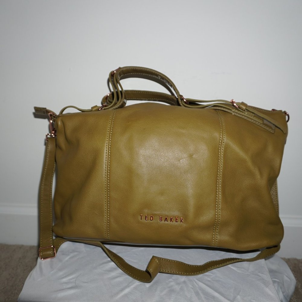 TED BAKER BIG OLIVE LEATHER BAG AND DUST COVER